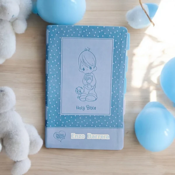 Biblia Precious Moments para Niño