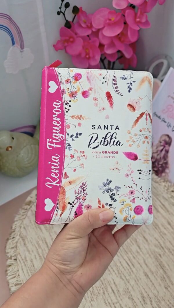 Biblia Fuscia Floral Compacta
