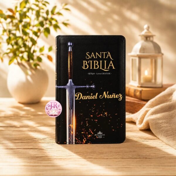 2024/10/1000457239.jpg Biblia de la Espada