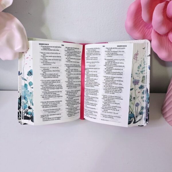 Biblia de Bolsillo Fucsia Floral