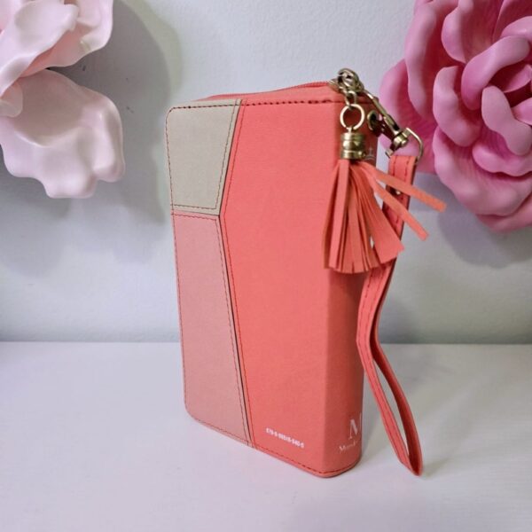 Biblia Chequera Coral y Beige
