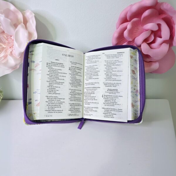 Biblia Morada Lila Floral