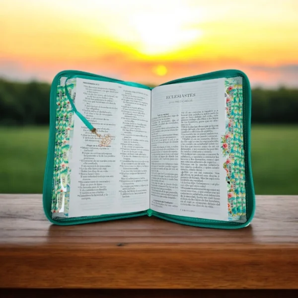 Biblia Verde Floral