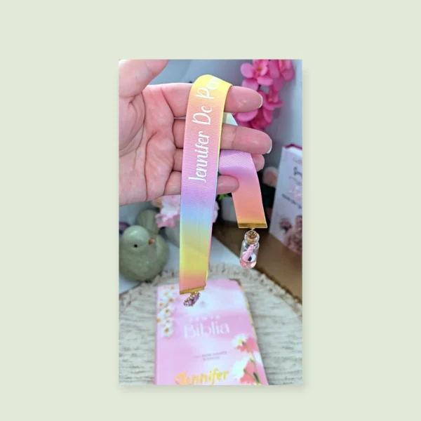 Biblia Letra Súper Gigante 19 puntos Mediana RV1960 imit piel rosa y canto con mensaje - Mujer Virtuosa