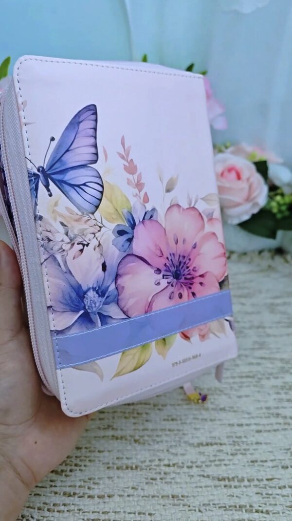 Biblia con Cierre Portátil Letra Grande 12 puntos RV1960, imit piel flores rosa con índice y canto floral