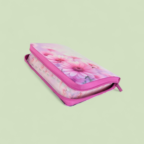 Screenshot_20260319_153234_Chrome (1) Biblia con Cierre Letra Súper Gigante 19 puntos Mediana RV1960, imit piel margaritas rosas con índice y canto floral