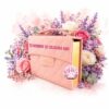 Biblia Cartera – Coral | Exclusiva con Asa de Mano | Edición Rosa De Sarón ✨ Reina- Valera 1960